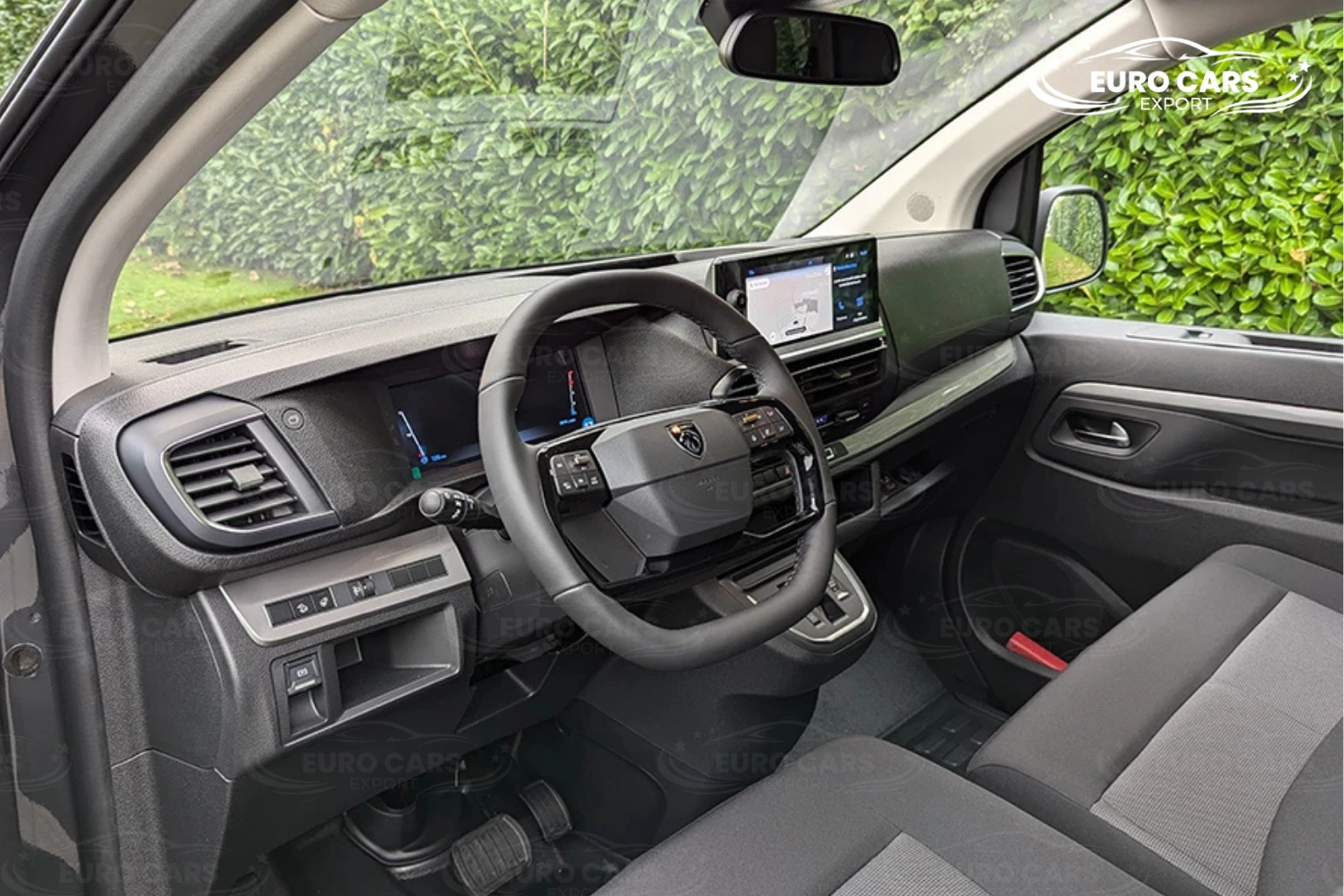 Peugeot Traveller Active 9 places