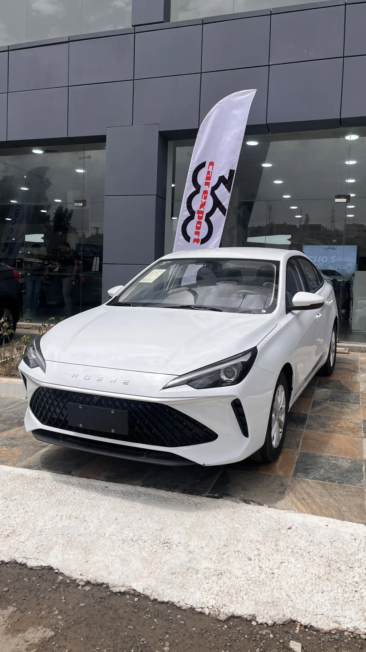 Roewe I5